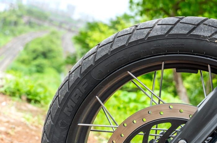 Triumph Scrambler 400 XC spoke wheels
